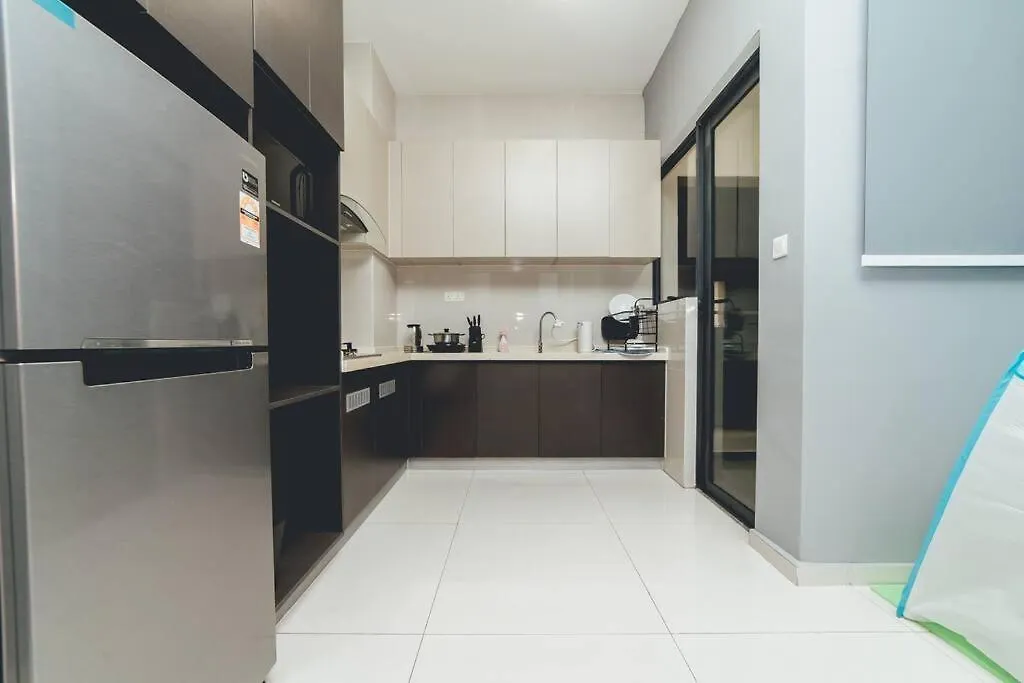 Danga Bay Playful Stay 2Br Kidscorner W Balcony By Our Stay Johor Bahru
